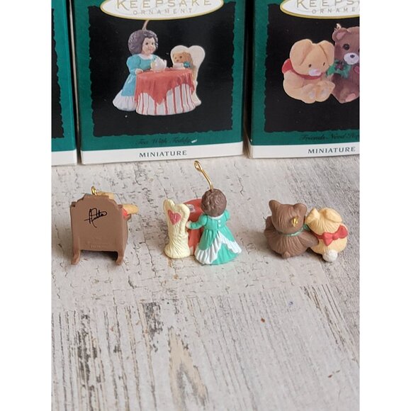 Hallmark miniature tea time with Teddy set ornament Xmas - Picture 5 of 6